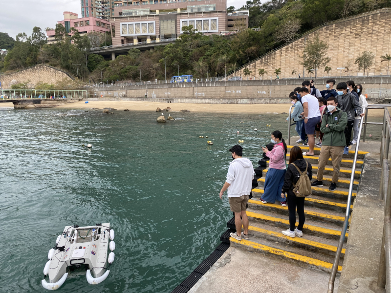 Demonstration of marine litter collection works